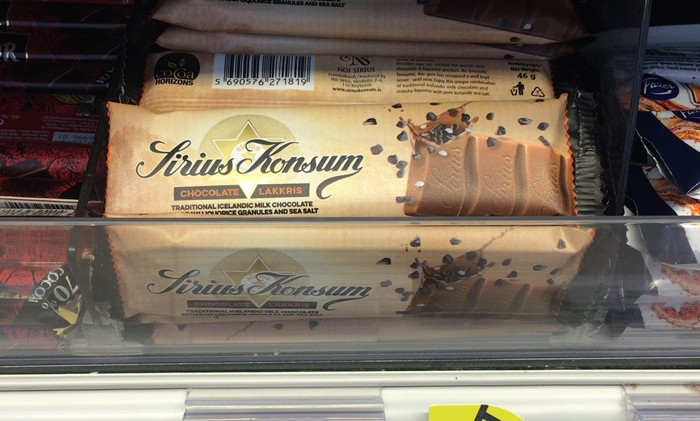 Sirius Konsum lakrissjokolade i butikken