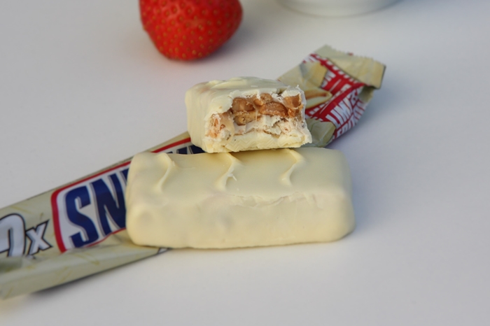Snickers white limitede edition bitt over