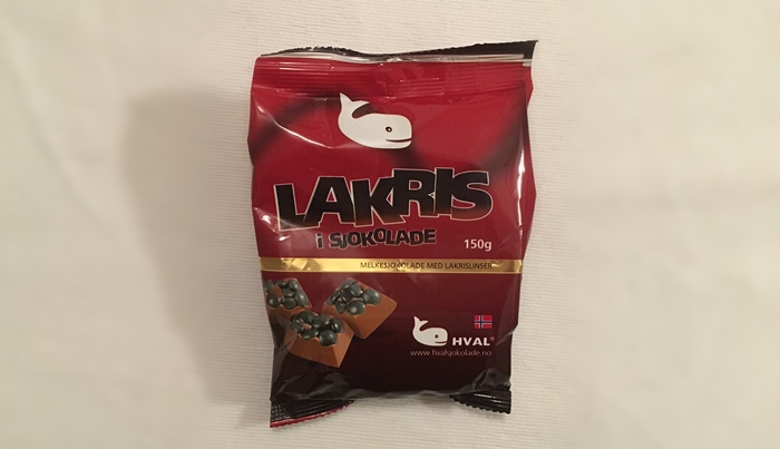 lakris-i-sjokolade-fra-hval