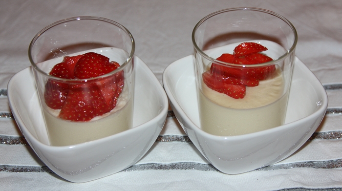 panna-cotta-med-jordbaer